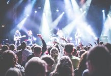 Expansión Global de la Música Chilena: Colaboraciones Internacionales y Sellos Independientes en Foco